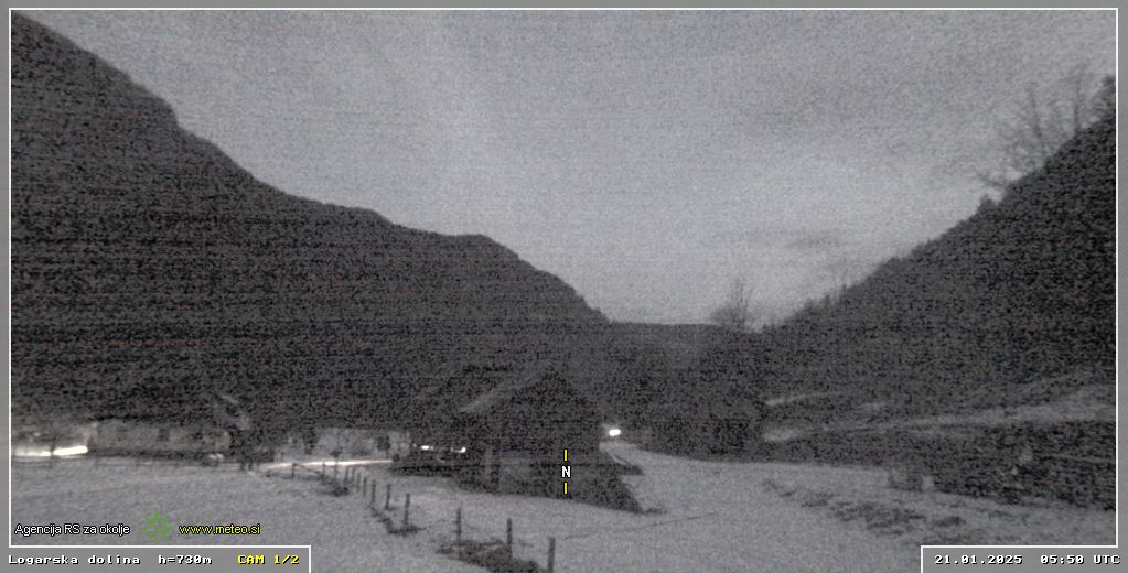 Webcam Logar valley 730 m - view towards north