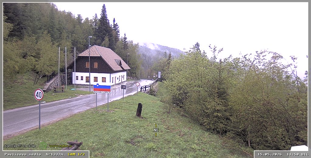 Webcam Pavličevo sedlo 1337 m - view towards northeast