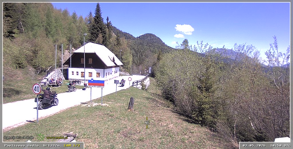 Webcam Pavličevo sedlo 1337 m - view towards northeast