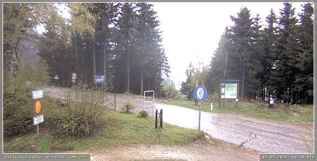 Webcam Pavličevo sedlo 1337 m - view towards west