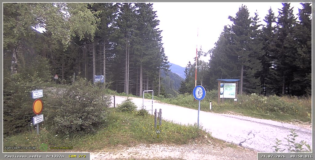 Spletna kamera Pavličevo sedlo 1337 m - pogled proti zahodu