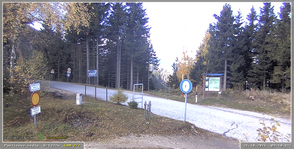 Spletna kamera Pavličevo sedlo 1337 m - pogled proti zahodu